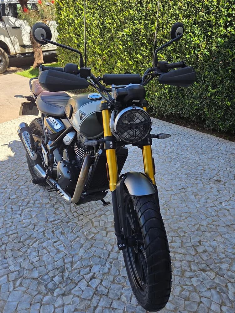 Triumph  Scrambler  400x