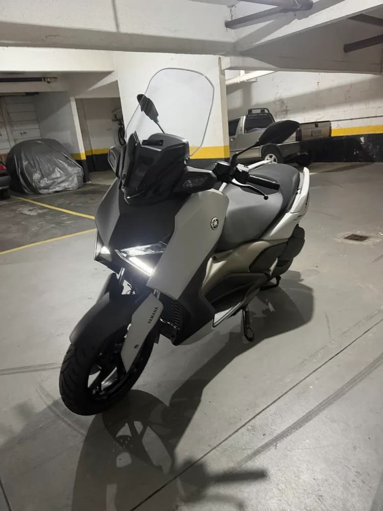 X Max 2025