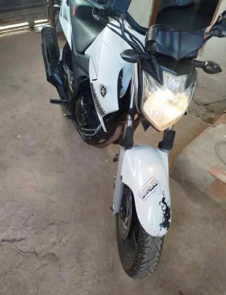 Fazer 250 vendo ou troco 