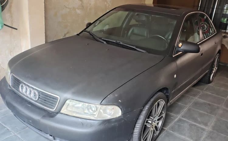 Audi A4 2.4 30V Tip./multitronic 1998