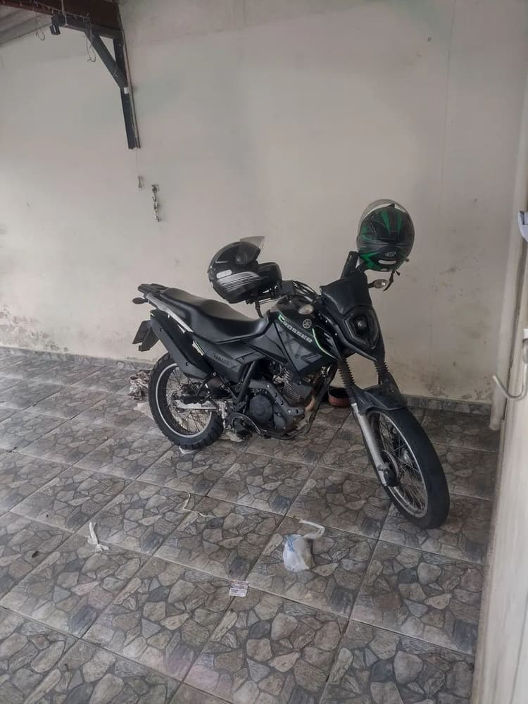 Moto crosser