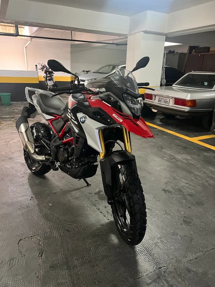 BMW muito nova 2025