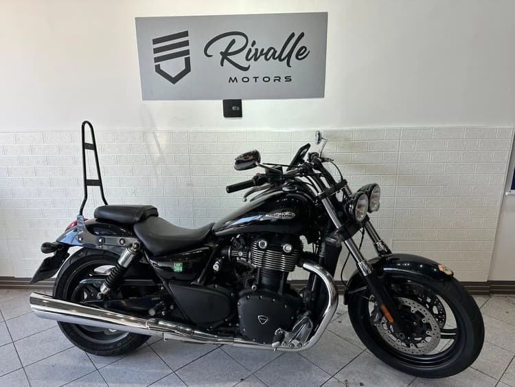 TRIUMPH THUNDERBIRD STHORM