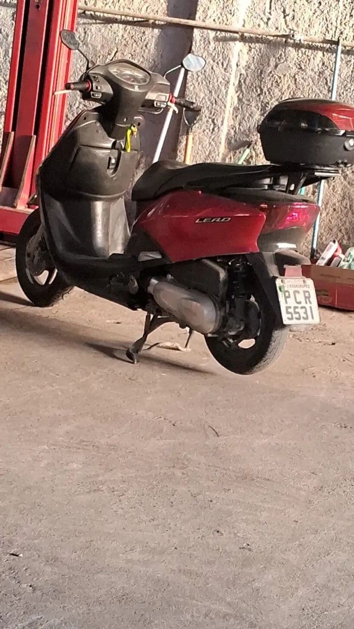 Honda leed excelente 