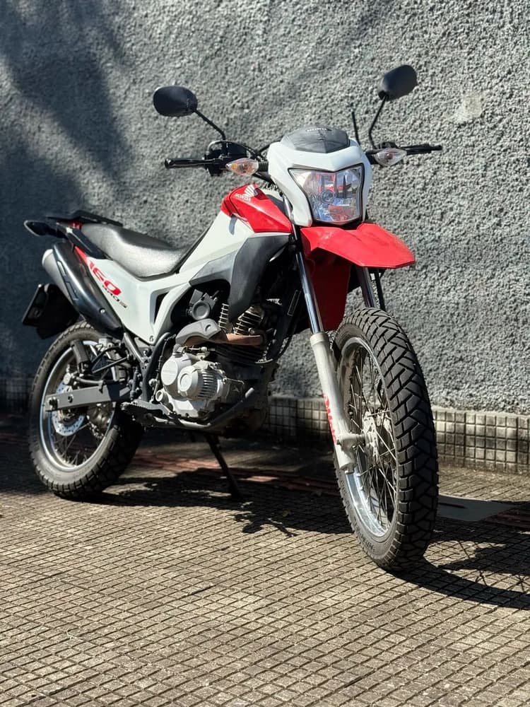 Bross 160 baixo km conservada 