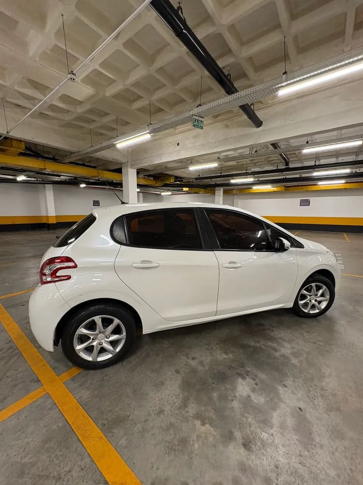 Peugeot 208 Active/active Pack 1.5 Flex 8V 5P 2015