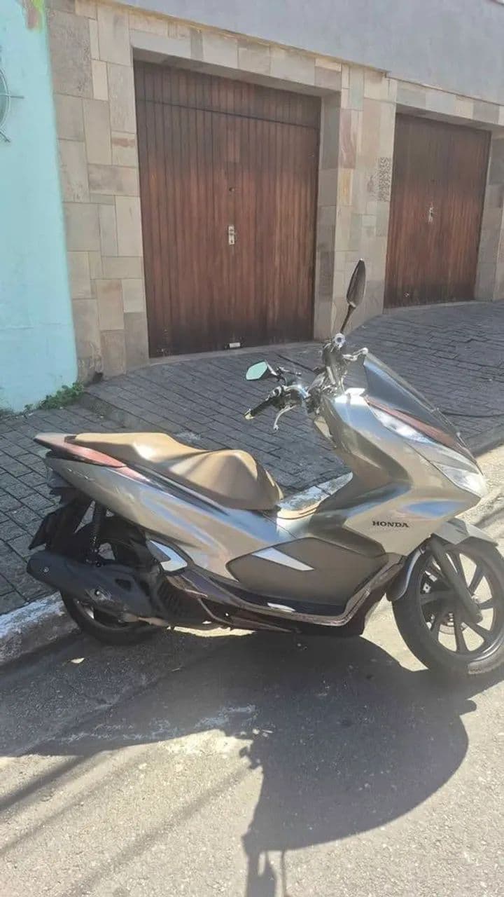 PCX 2022 de leilão 
