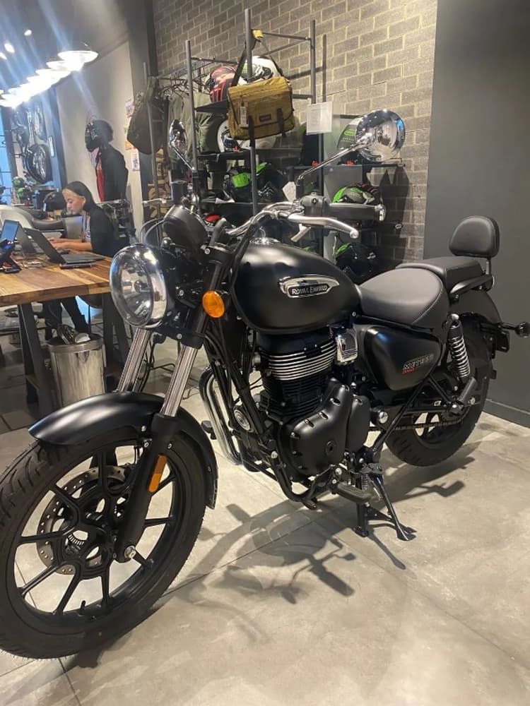 METEOR STELLAR BLACK - LUIZ 