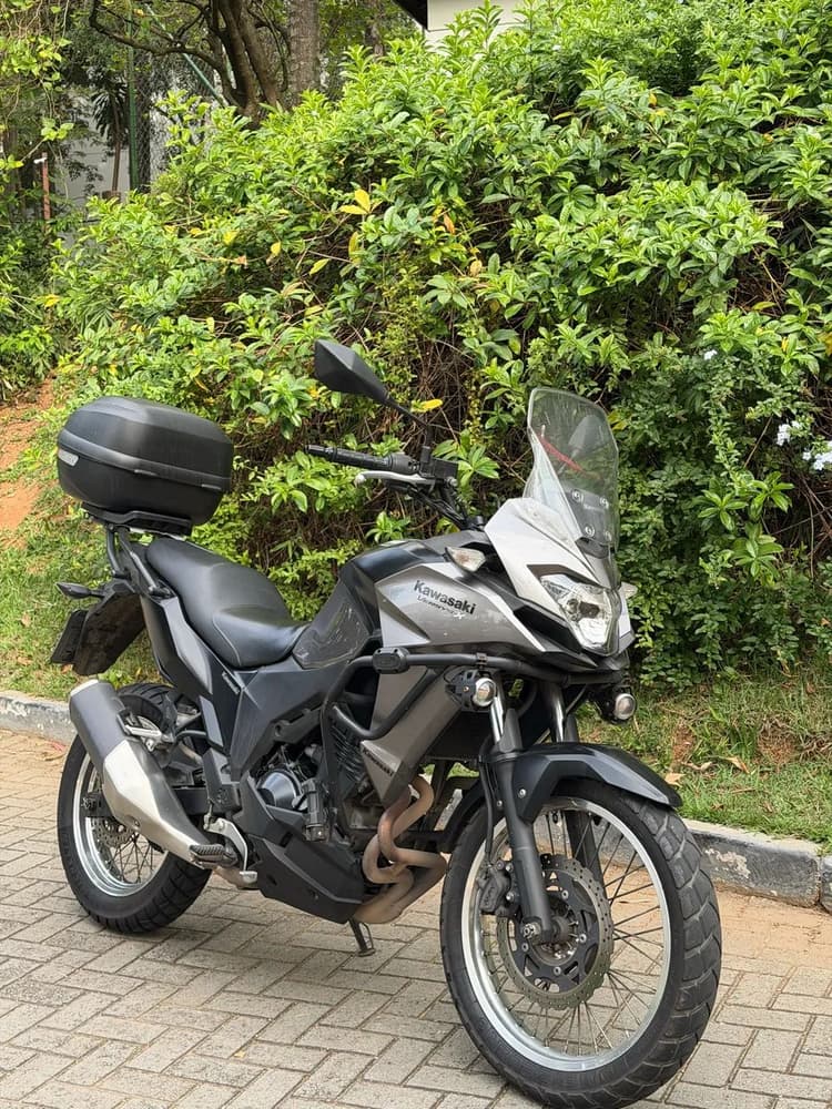 Versys 300