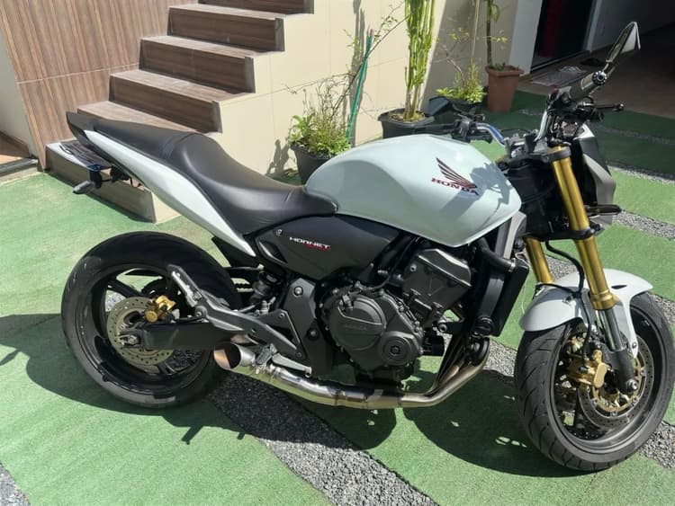 HORNET CB600F 2014