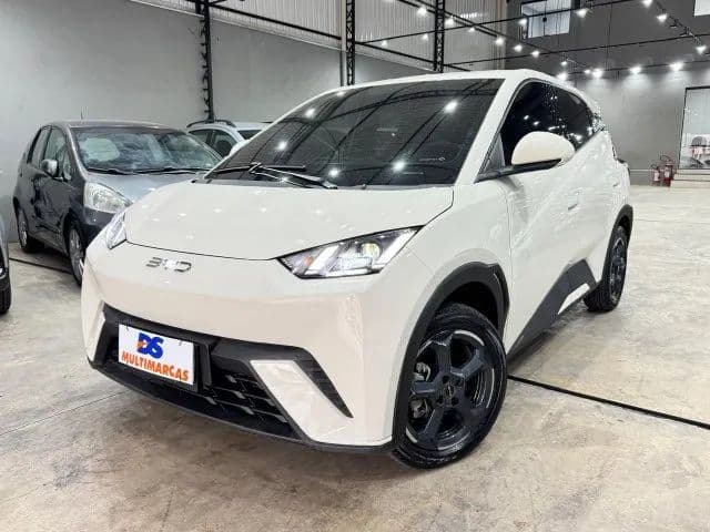 BYD Dolphin EV (Elétrico) 2025