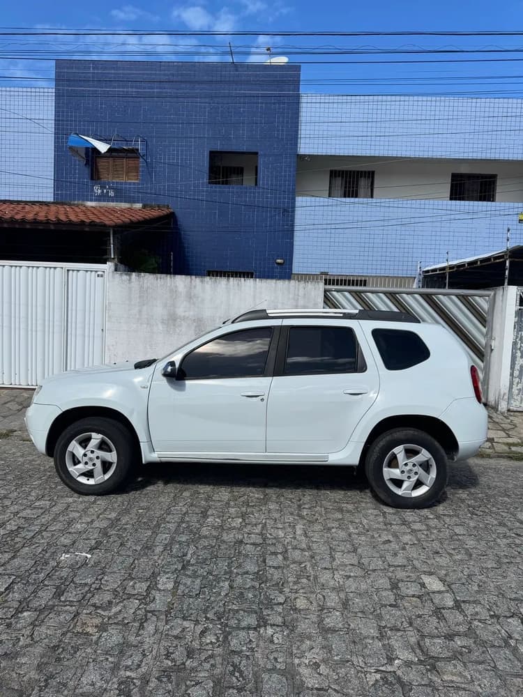 Renault Duster Dynamique 2.0 Hi-flex 16V Aut. 2014