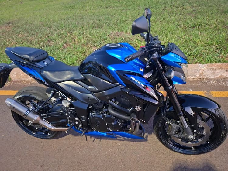 Gsx-s750 