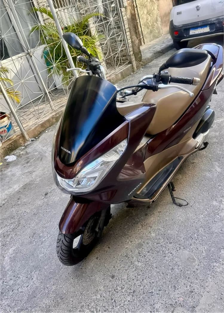 PCX Dlx