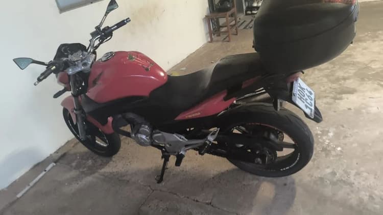 CB 300 