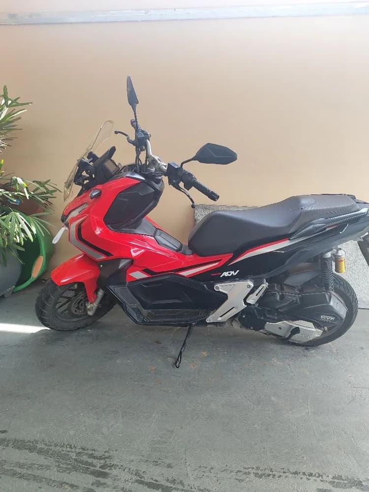 Vendo Honda ADV 150
