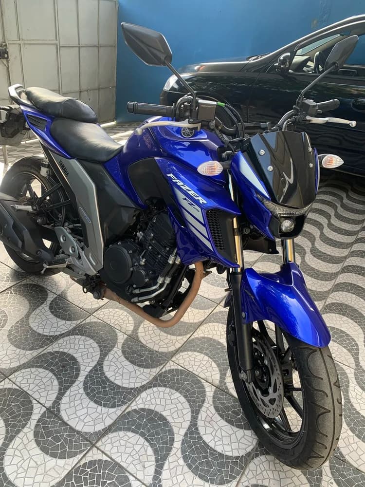 Fazer 250