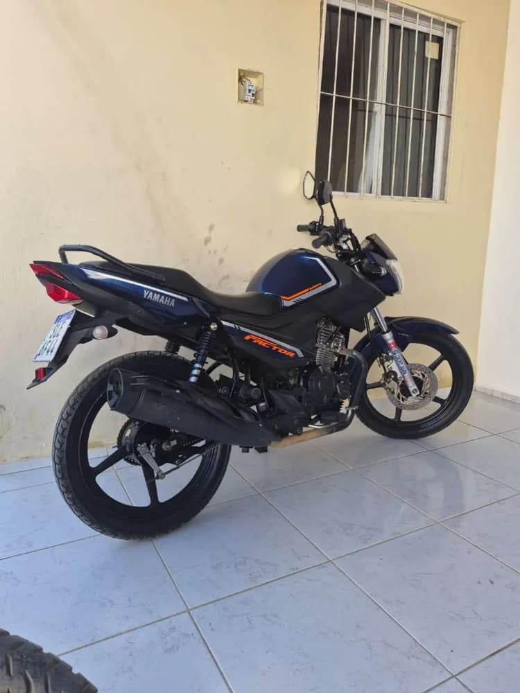 Moto Yamaha Factor 2024/2024. 