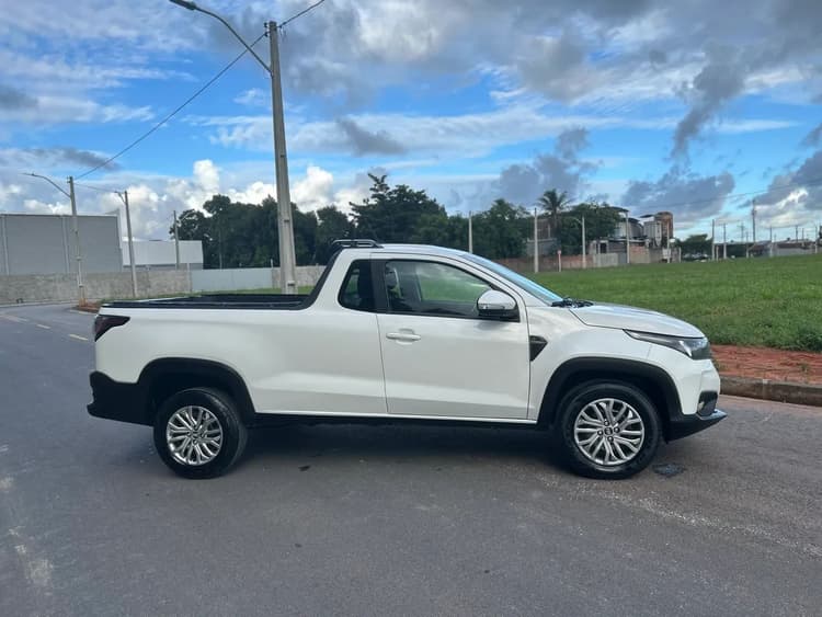 Fiat Strada Freedom 1.3 Flex 8V CS Plus 2023