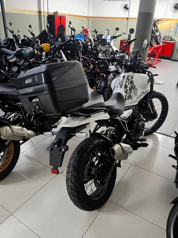 Himalayan 450 versão pneu sem camara