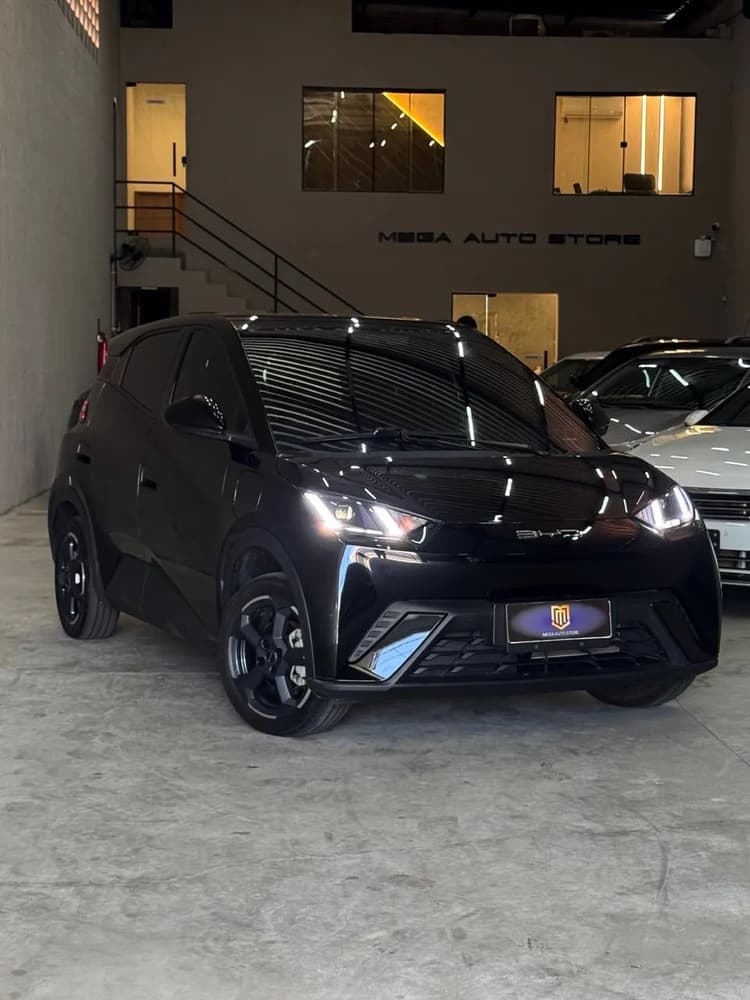 BYD Dolphin EV (Elétrico) 2025