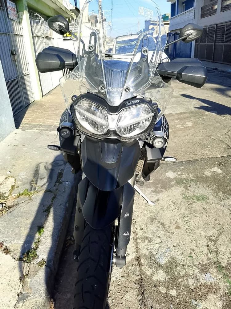 Tiger 800 XRT muito nova mesmo 