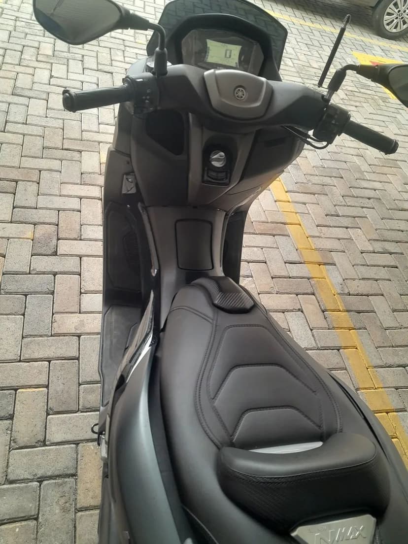 Nmax2023  conect 