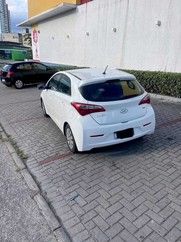 Hyundai HB20 Comf./c.plus/c.style 1.0 Flex 12V 2015
