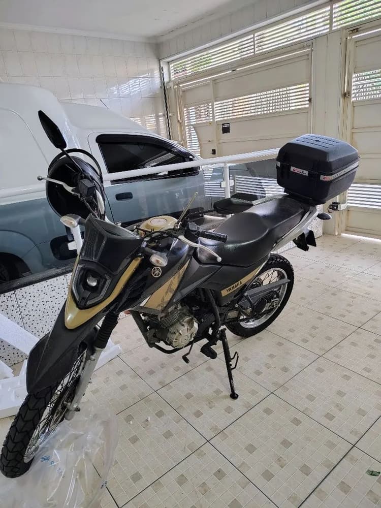 Yamaha 160 z abs troco por carro maior valor