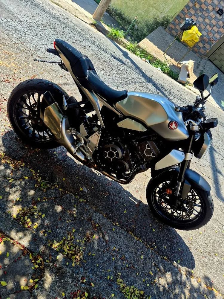 CB1000R