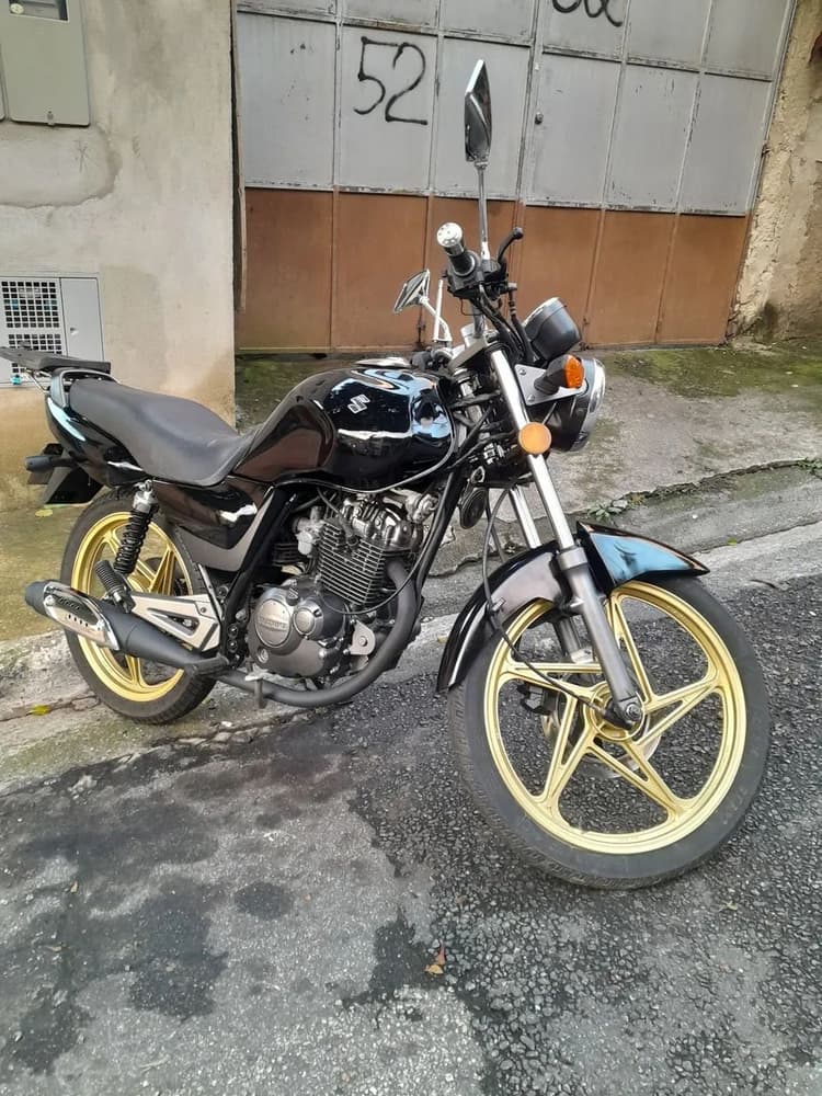 Suzuki yes 125
