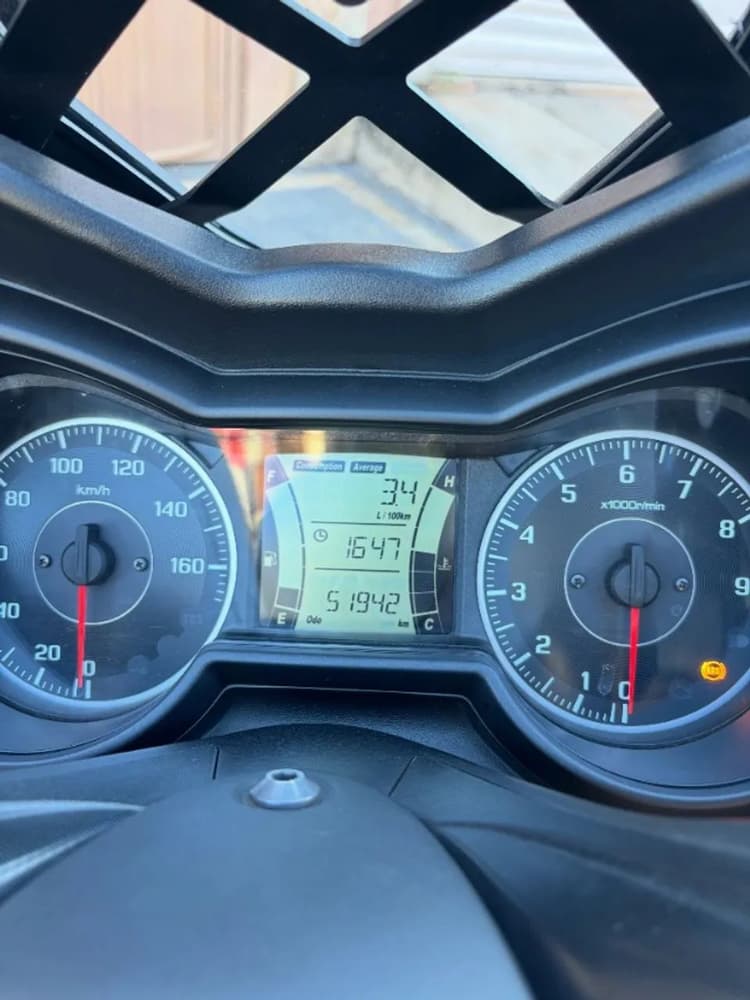 Yamaha XMAX 2023 ? Quitada e pronta para transferir