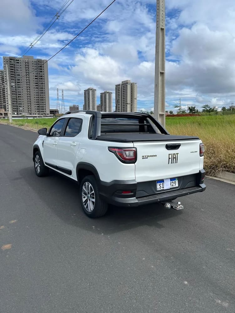 Fiat Strada Volcano 1.3 Flex 8V CD 2023