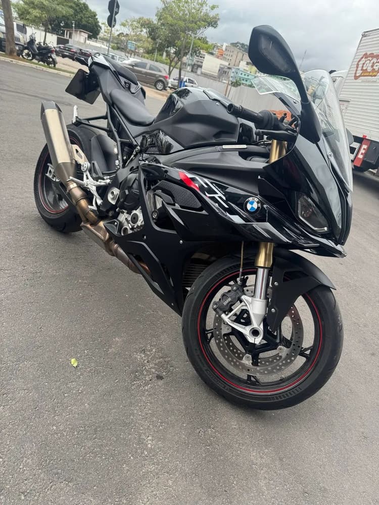 BMW S1000RR-M Carbon