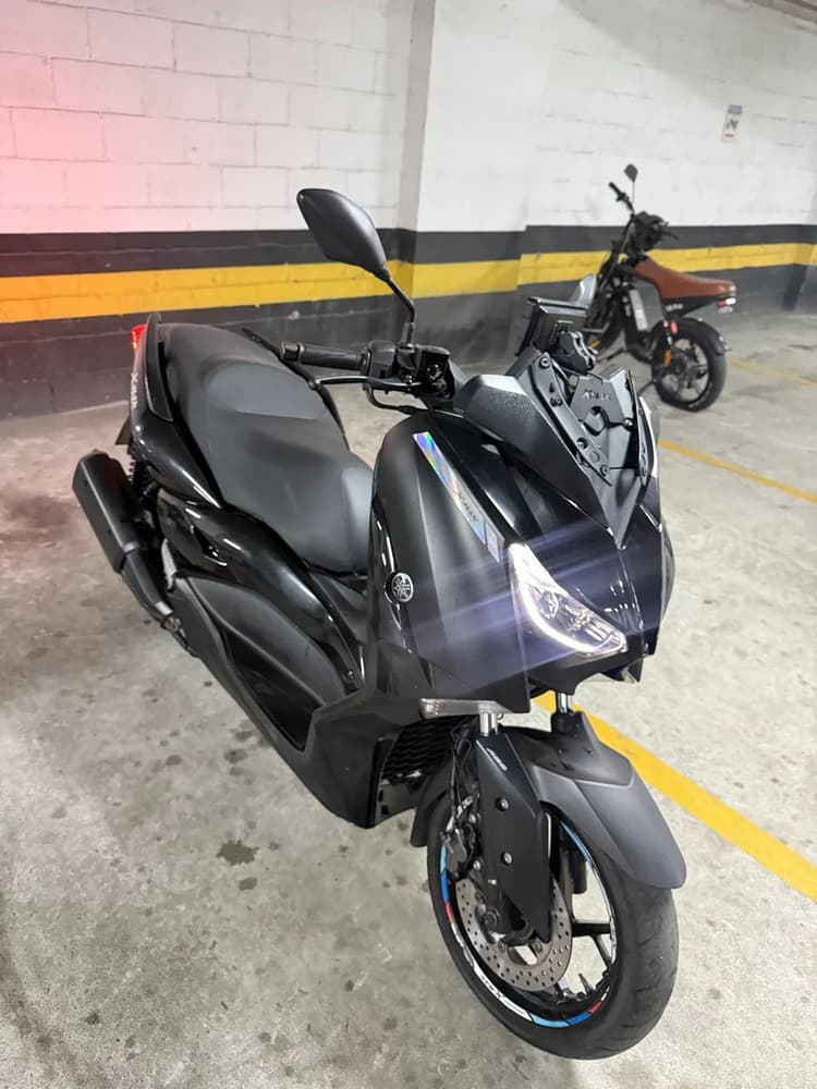 Yamaha Xmax 2022