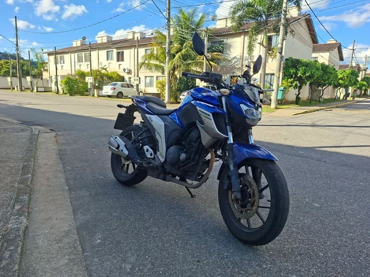 Fz 25 
