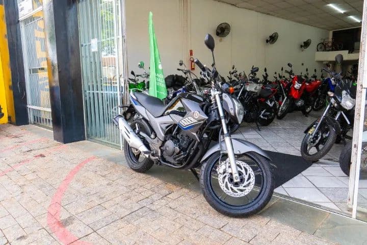 YAMAHA FAZER 250 2015 REF:C35