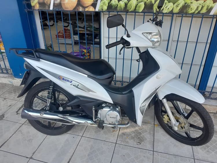 Moto aveloz 