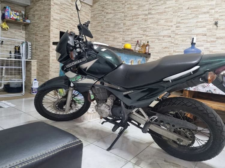 Falcon 400 2002