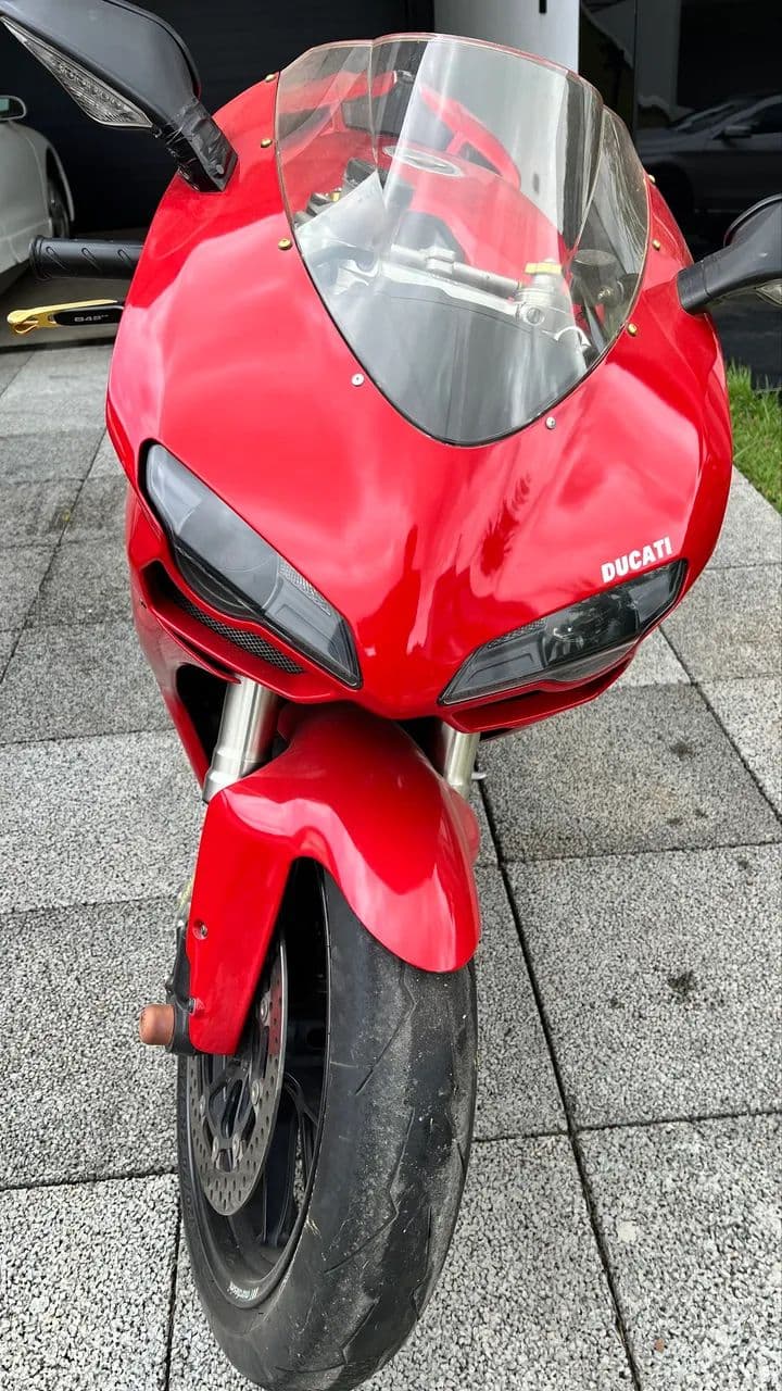 Ducati 848