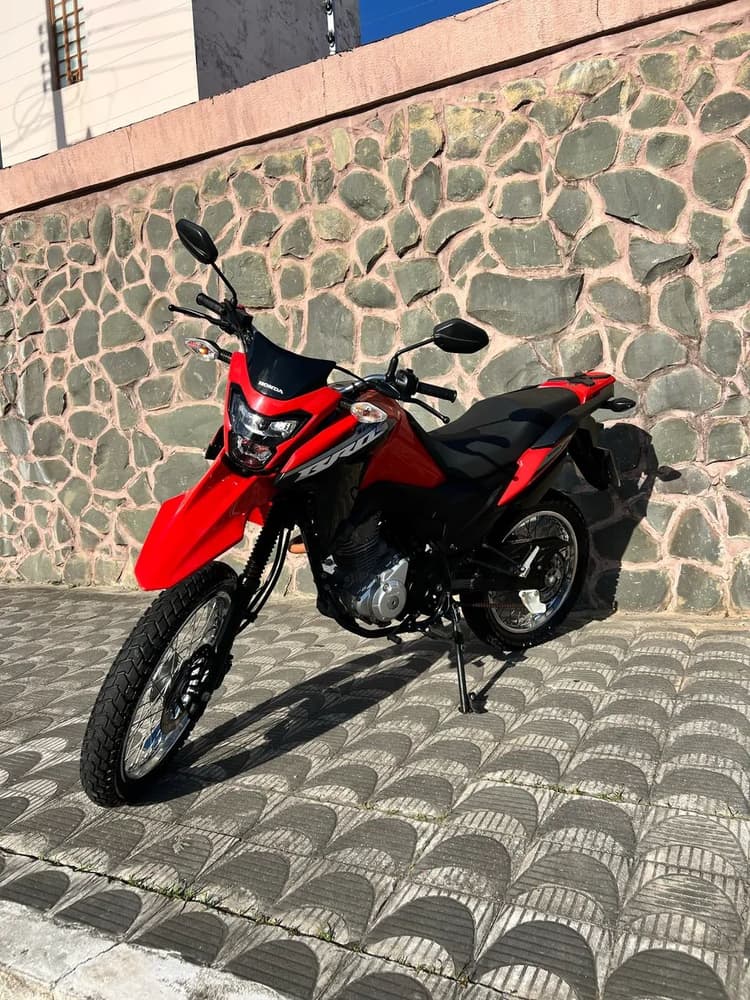 Bros 2025 em perfeitas condições 
