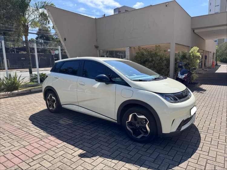 BYD Dolphin EV (Elétrico) 2024