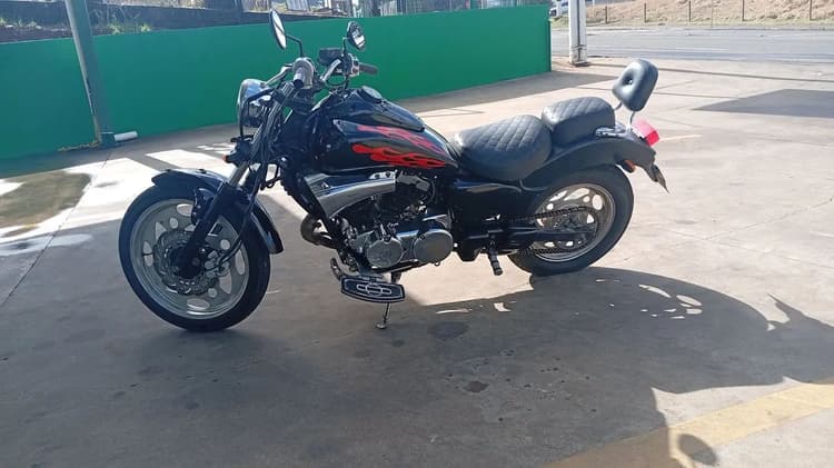 Vblade - vendo ou troco por cb 300