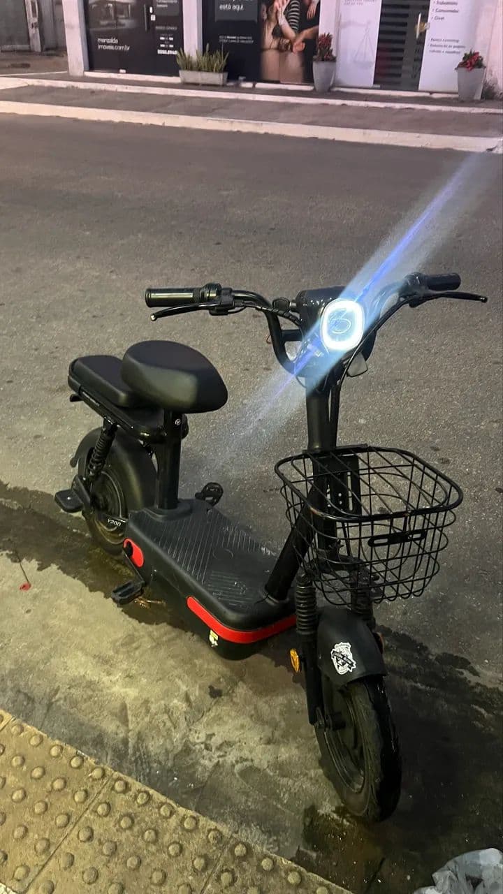 Bicicleta Elétrica 2 Lugares com Cesta e Farol LED 