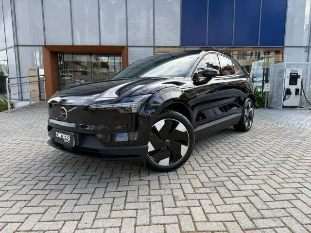 Volvo EX30 E60 Plus (elétrico) 2024