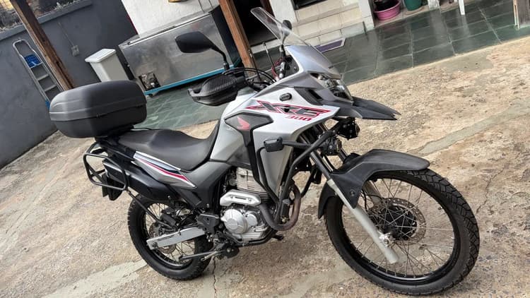 XRE 300 ABS