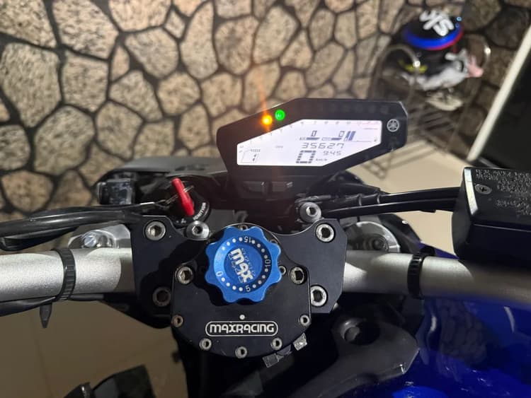 MT 09