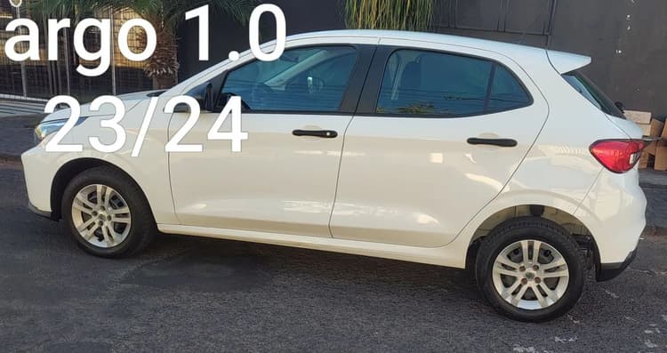 Fiat Argo 1.0 6V Flex. 2024