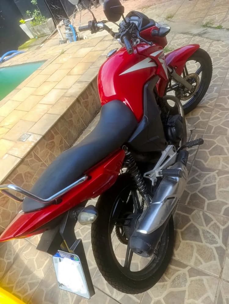 Titan 150 completa 