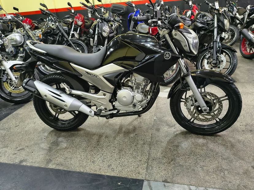 FAZER 250 2013